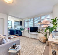 10 Barncleuth Square - Accommodation Resorts