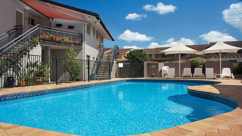 10T Beachfront Apartments - Accommodation Resorts 2
