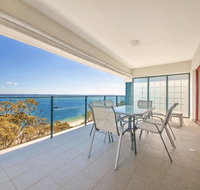 12 'Le Vogue' 16 Magnus St - Sensational Water Views Lift Pool  Tennis Court - Accommodation Resorts