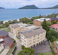 12 'The Helm' 22 Voyager Close - unit in Little Beach with direct access to Shoal Bay Beach - Accommodation Resorts