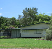 12 Wansfell Street Picnic Bay - Accommodation Resorts