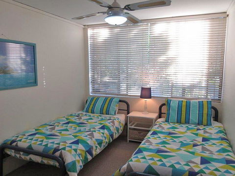 13 'Harbourside', 3-7 Soldiers Point Road - Fantastic Waterfront Unit - Accommodation Resorts 3