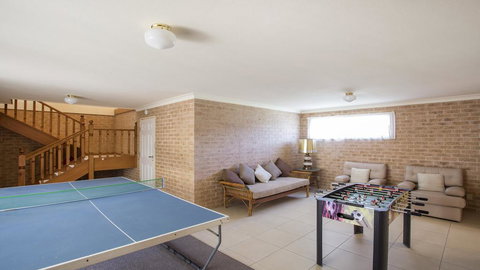 143 Mitchell Pde - Magnificent Outlook - Accommodation Resorts 1