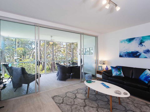 2 'Westpoint', 2 Thurlow Avenue - Ground Floor, Linen Supplied, Views - Accommodation Resorts 1