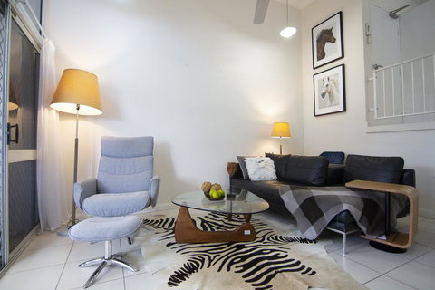 2 Bedroom Close To CBD - Accommodation Resorts 3