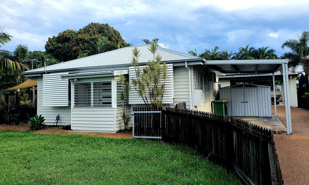 Mysterton ACT Accommodation Resorts