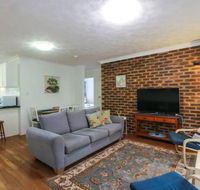 2 Bedroom St Lucia Apartment close to UQ and CityCat - Accommodation Resorts