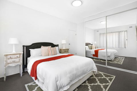 2 South Pacific - Accommodation Resorts 1