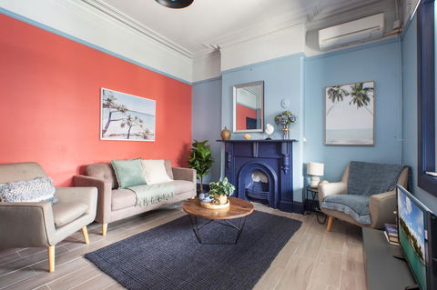 2-Bed Apartment Metres From Coogee Beach And Dining - Accommodation Resorts 0