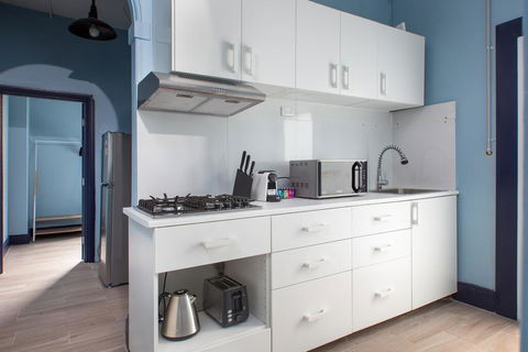 2-Bed Apartment Metres From Coogee Beach And Dining - Accommodation Resorts 2