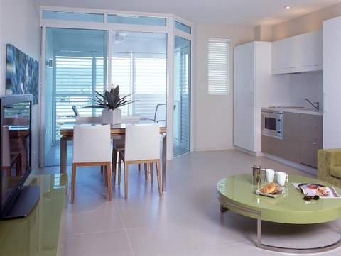201 Lake Street - Accommodation Resorts 3