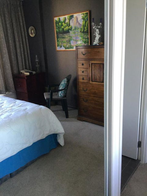 212 On Margaret - Accommodation Resorts 1