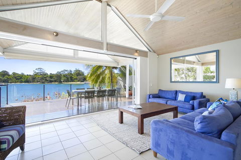 22 Noosa Parade - Accommodation Resorts 3
