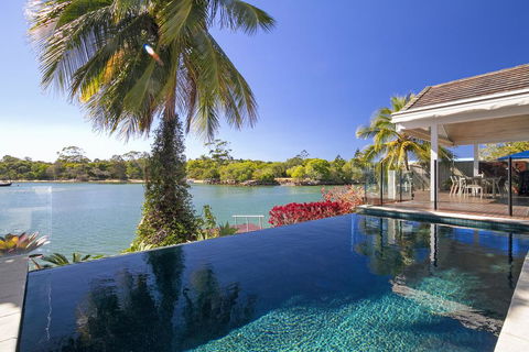 22 Noosa Parade - Accommodation Resorts 0