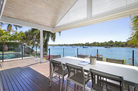 22 Noosa Parade - Accommodation Resorts 1