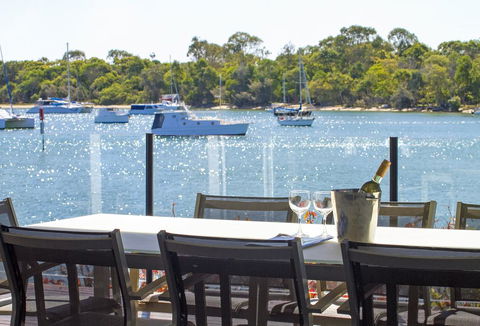 22 Noosa Parade - Accommodation Resorts 2