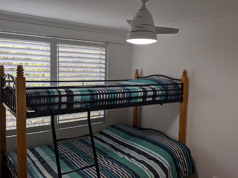 24 'The Poplars', 34 Magnus Street - Views, Aircon, WIFI, Netflix & Pool - Accommodation Resorts 3