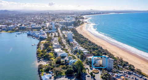 BEACH01- Mooloolaba Beachfront Apartment With Private Pool - Accommodation Resorts 4