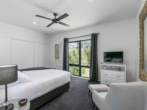 Campania Spa Suite 2 - Accommodation Resorts 1