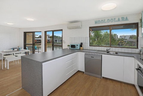 CANAL7-ON THE MOOLOOLABA CANAL! - Accommodation Resorts 1