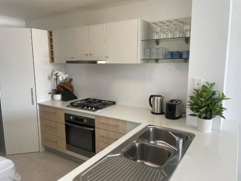 City Riverside Apartment 25 - Accommodation Resorts 4