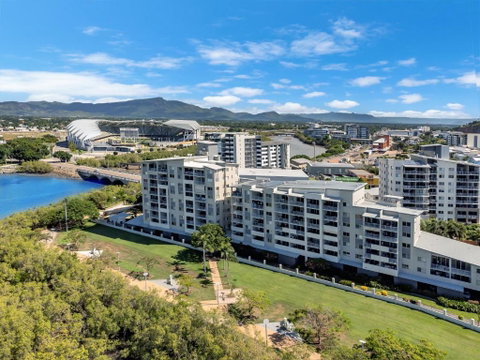 City Riverside Apartment 25 - Accommodation Resorts 1