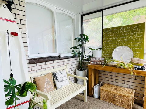 D132 Well Keep Secret Lake Home - Accommodation Resorts 1