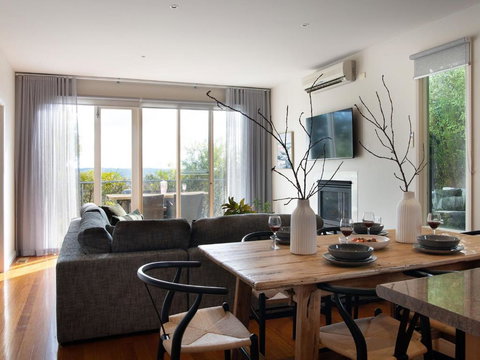 Dahlia - Accommodation Resorts 1