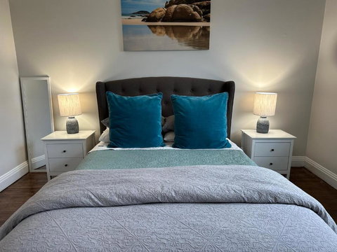 Daisy Cottage On Duke 1BR - Accommodation Resorts 2