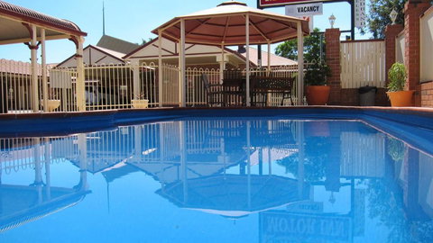 Dalby Mid Town Motor Inn - Accommodation Resorts 1