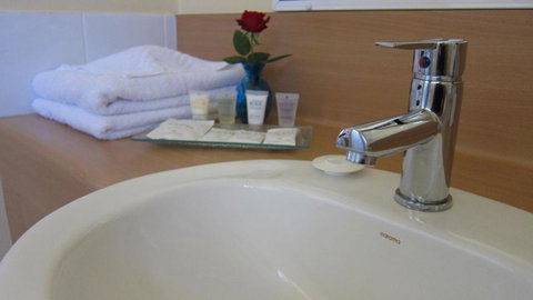 Dalby Mid Town Motor Inn - Accommodation Resorts 4