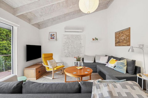 Darlana House - Accommodation Resorts 4