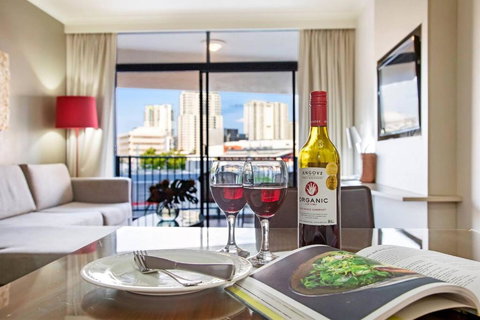 Darwin Harbourside Escape In Two Adjacent Rooms - Accommodation Resorts 0