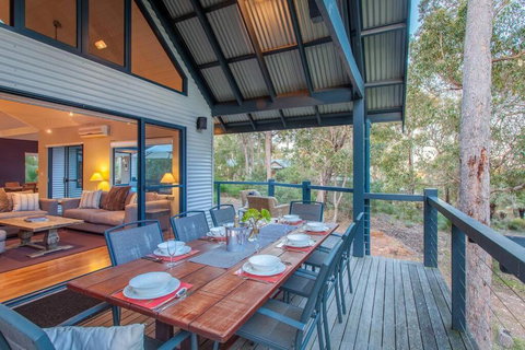 Daydreamer I Private Properties - Accommodation Resorts 2