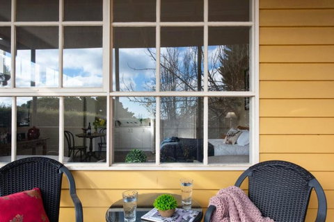 Daylesford House Studio - Accommodation Resorts 3