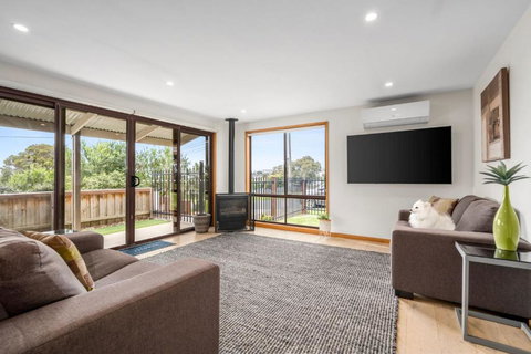 Daze Away - Accommodation Resorts 2