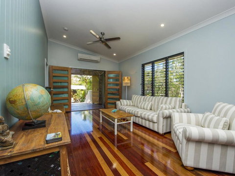 Debs Shed - Accommodation Resorts 4