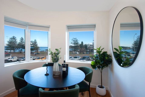 Deco Delight - Accommodation Resorts 4