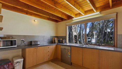 Deep Powder - Accommodation Resorts 3