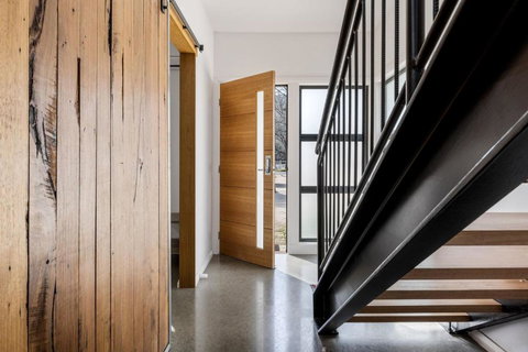 Delany By The Park - Unit - Accommodation Resorts 3