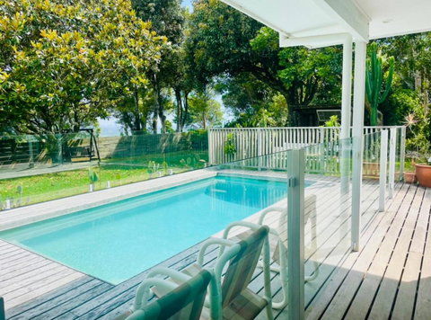 Delphi Pool House - Accommodation Resorts 1