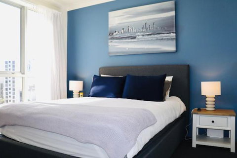 Deluxe Chevron Renaissance - Accommodation Resorts 3