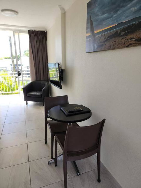 Deluxe Studio - Unit 12 - Accommodation Resorts 4