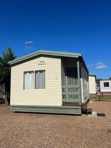 Denman Van Village - Accommodation Resorts 4