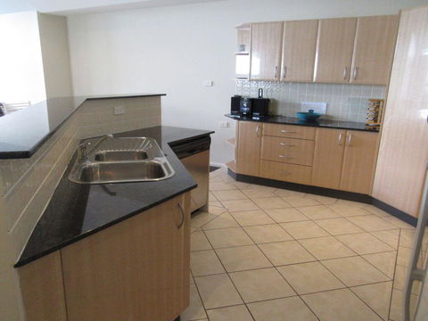 27b Christmas Bush Avenue - Duplex In Nelson Bay Walking Distance To Dutchies Beach - Accommodation Resorts 2