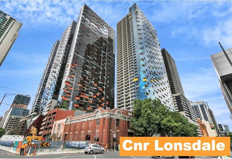 2BR 2BATH + CAR = QUALITY & STYLE IN MELBOURNE CBD - Accommodation Resorts 0