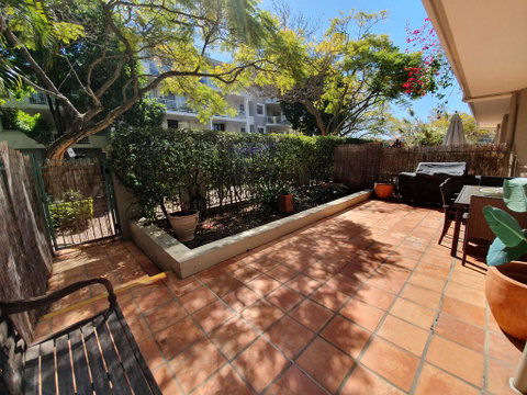 2BR Lovely River , Retreat Pool, Gym, Wine, Netflix - Accommodation Resorts 3