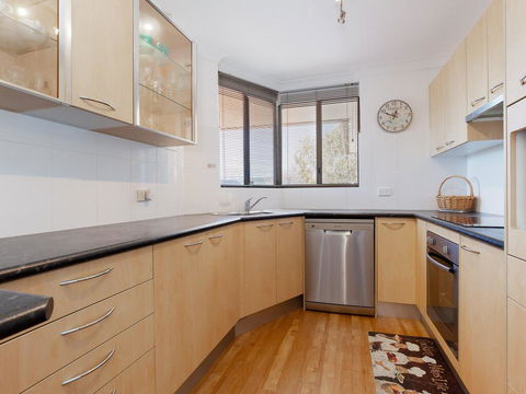 3 'ENDEAVOUR', 13 ONDINE CL - LARGE THREE BEDROOM UNIT WITH FILTERED WATER VIEWS - Accommodation Resorts 3