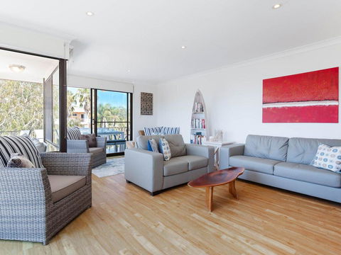 3 'ENDEAVOUR', 13 ONDINE CL - LARGE THREE BEDROOM UNIT WITH FILTERED WATER VIEWS - Accommodation Resorts 2