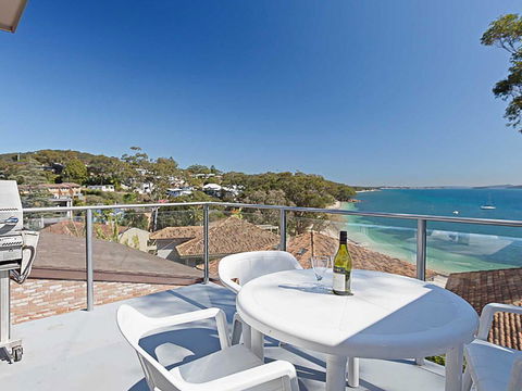 3 'Sebastapol' 66 Thurlow Avenue - Gorgeous Unit Overlooking Dutchies Beach - Accommodation Resorts 0